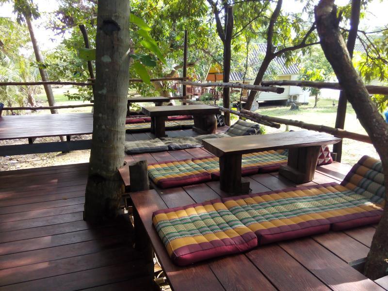 Funky Fish Hostels Ko Lanta Exterior foto
