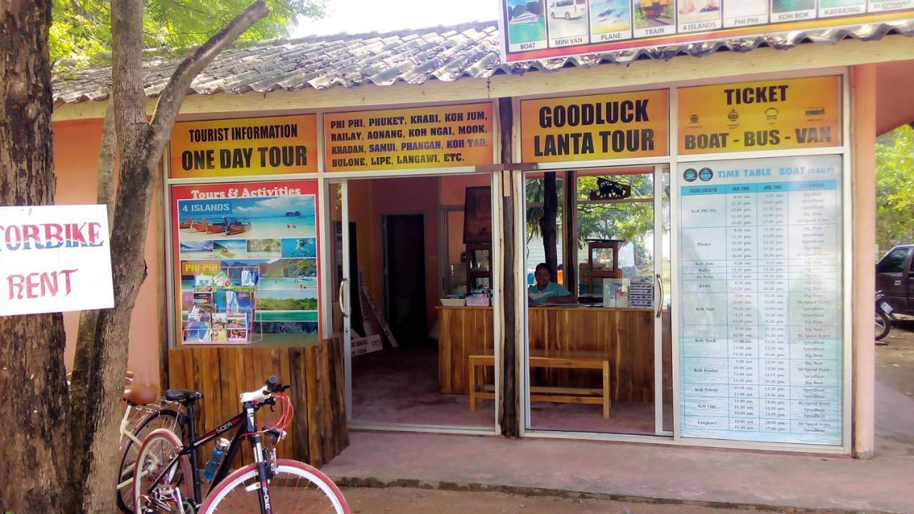 Funky Fish Hostels Ko Lanta Exterior foto